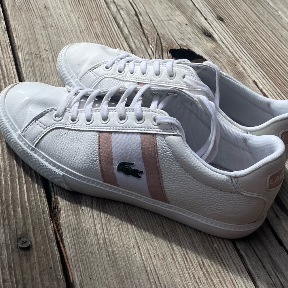 Women's LaCoste Powercourt Graphic Leather Sneakers Sz 6.5 - Picture 11 of 14